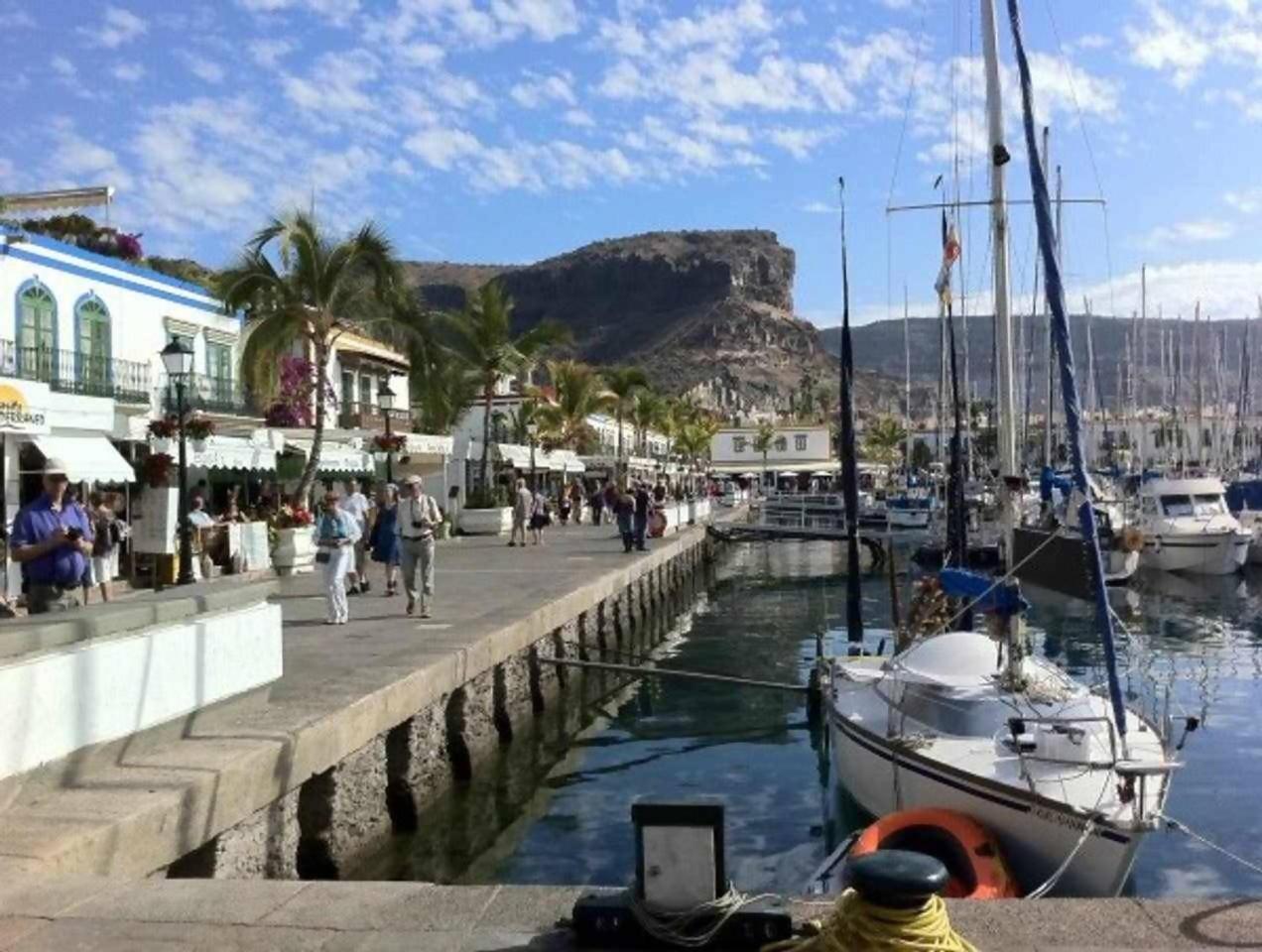 Precioso Yate En El Centro Del Puerto De Mogan Otel Dış mekan fotoğraf