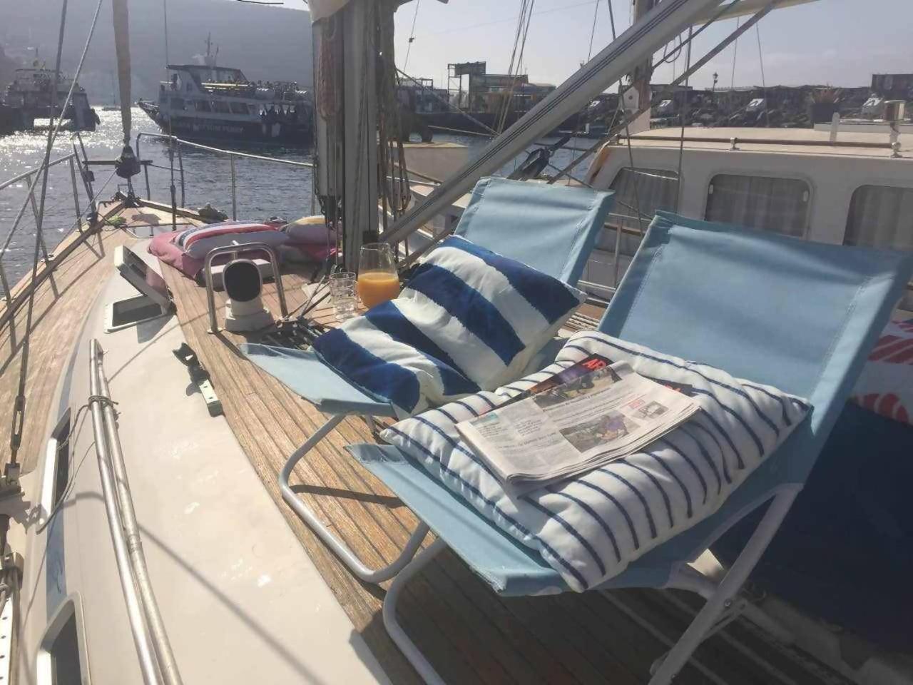 Precioso Yate En El Centro Del Puerto De Mogan Otel Dış mekan fotoğraf